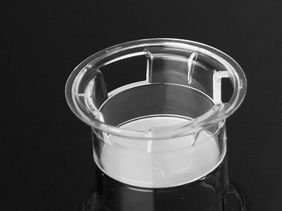 ��̼������PC��Ĥ���и�ǿ��ϸ��ճ���ԣ������������ܶȸ��ߣ�������������ɸ����Ĥ���ʽ���